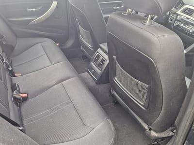 BMW 318i / CUTIE AUTOMATA / faruri LED/ impecabila, km reali, inmatriculata