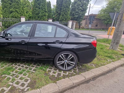 BMW 318i / CUTIE AUTOMATA / faruri LED/ impecabila, km reali, inmatriculata
