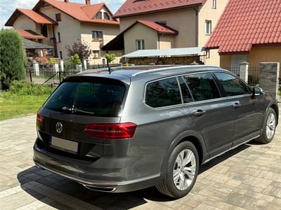 Vând Volkswagen Passat B8 Alltrack