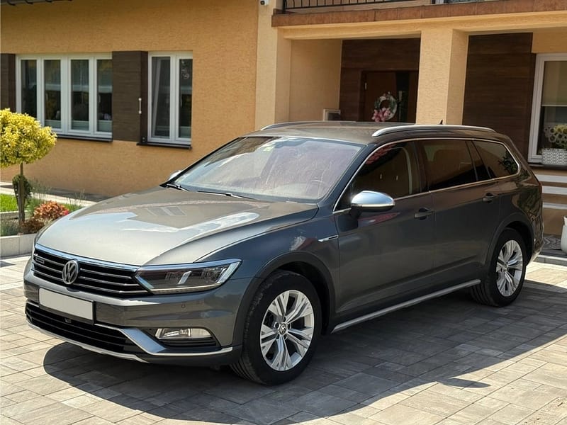 Vând Volkswagen Passat B8 Alltrack